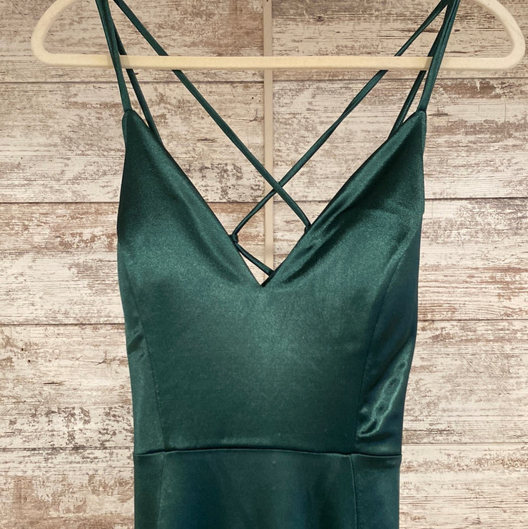 GREEN LONG EVENING GOWN