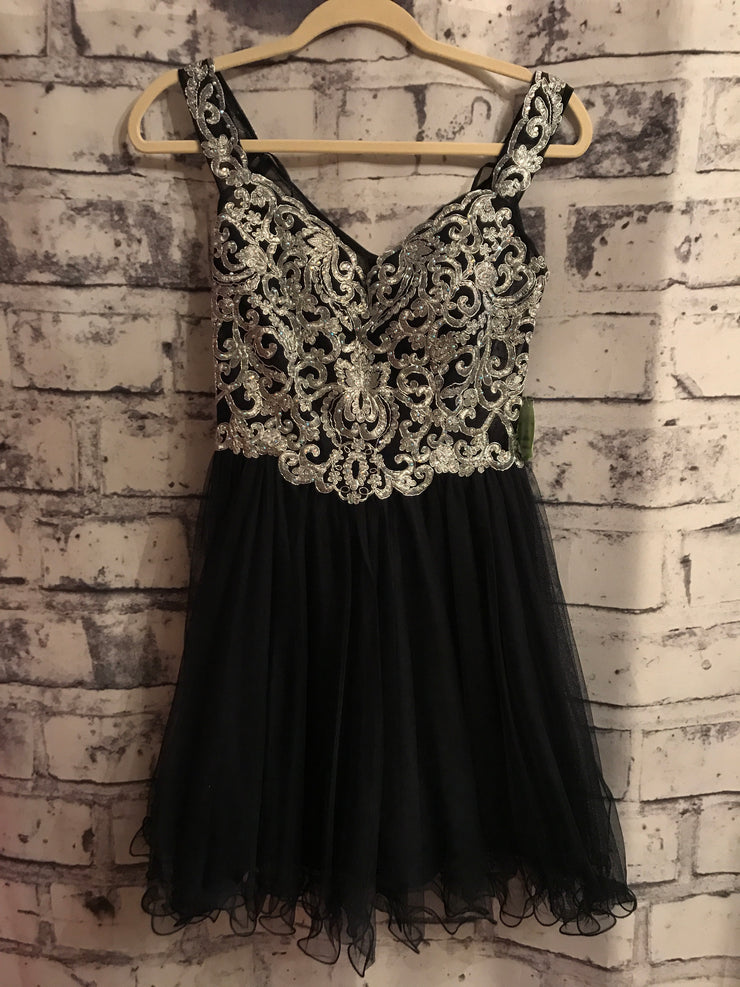 BLACK/SILVER SHORT DRESS (NEW)