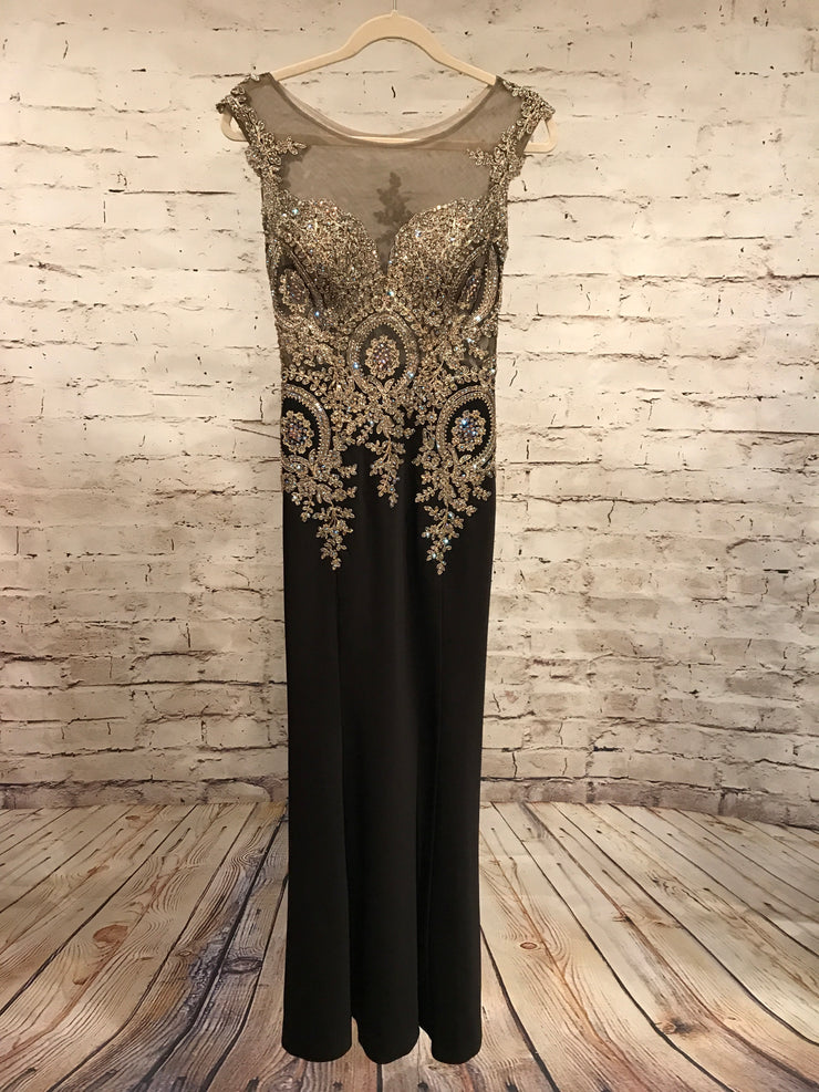 BLACK/GOLD LONG EVENING GOWN