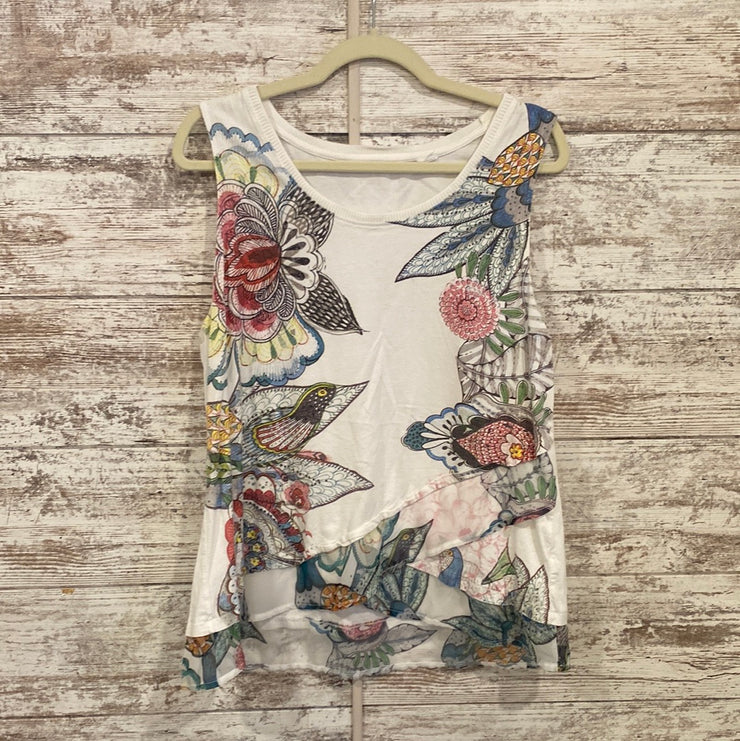 WHITE/FLORAL SLEEVELESS TOP