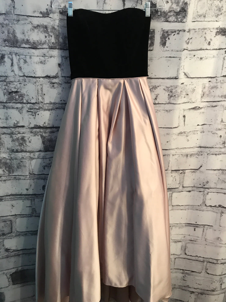 BLACK/LIGHT PINK A LINE GOWN