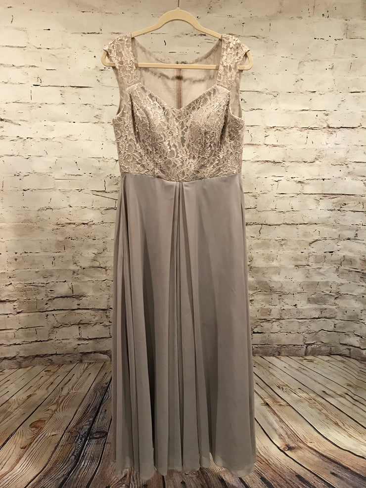 GRAY LONG FLOWY EVENING GOWN