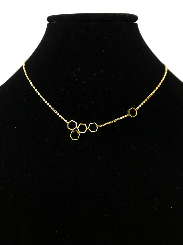 GOLD HONEYCOMB NECKLACE