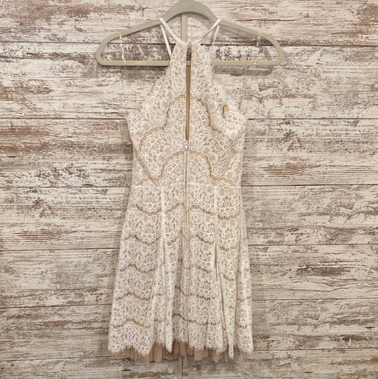 WHITE/TAN LACE SHORT DRESS-NEW