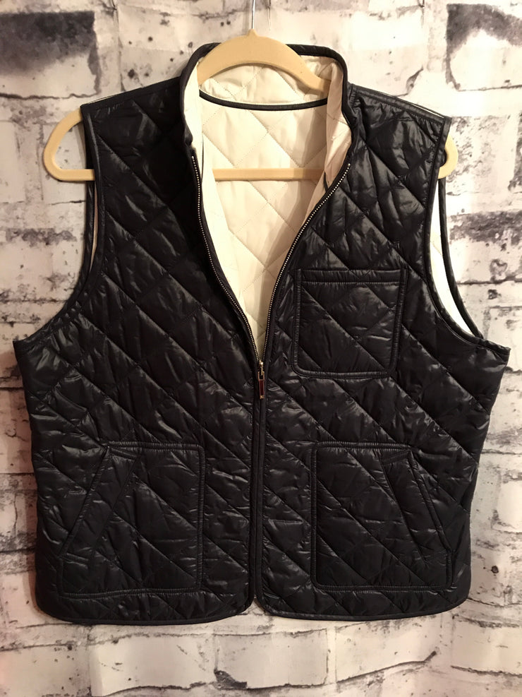 NAVY VEST
