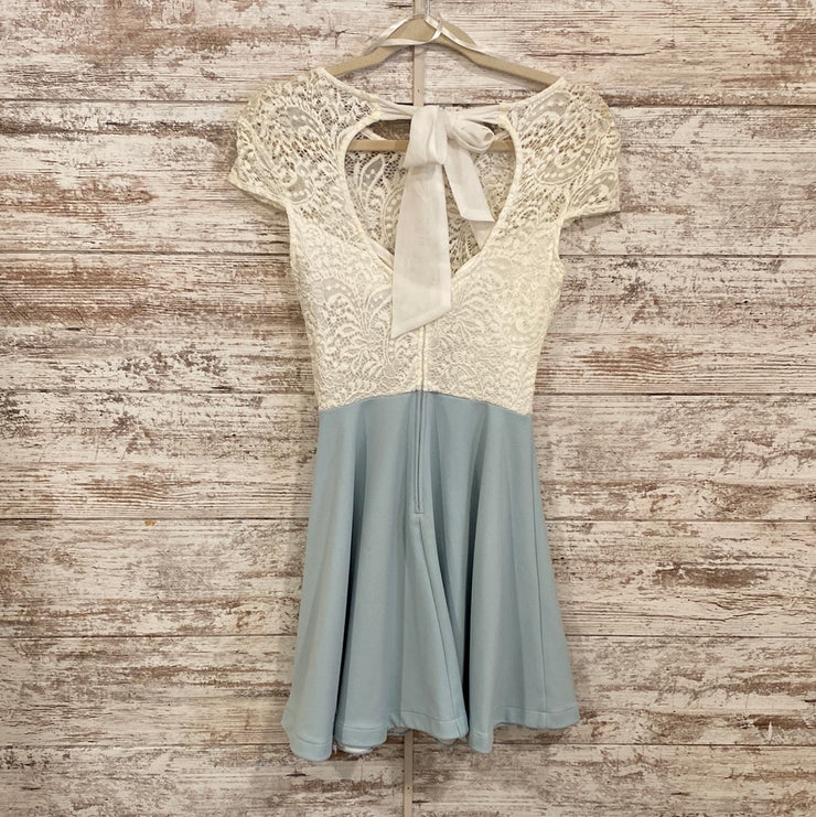GREEN/WHITE SHORT DRESS