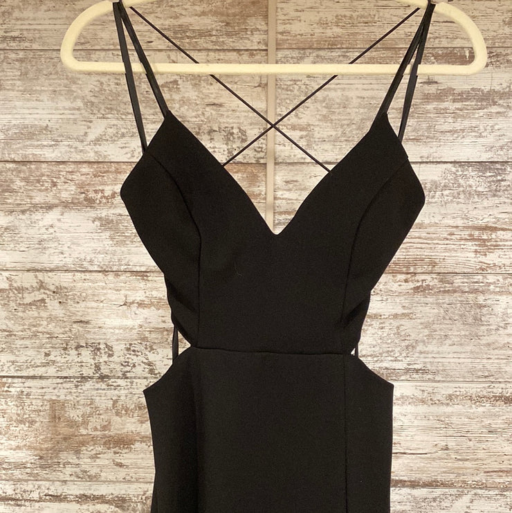 BLACK LONG EVENING GOWN