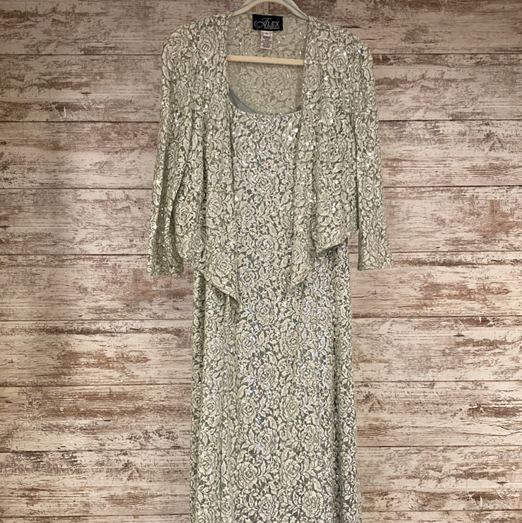GREEN LACE 2 PC. LONG DRESS