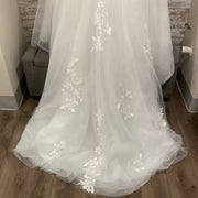 WHITE WEDDING GOWN (NEW) $1795