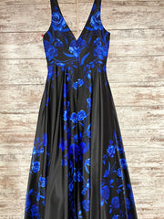 BLACK/BLUE A LINE GOWN