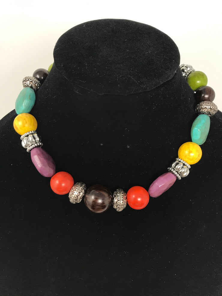 COLORFUL STONE/BEAD NECKLACE