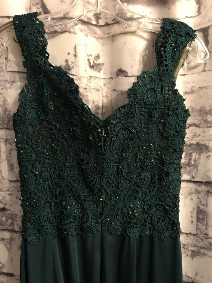 GREEN MERMAID GOWN (NEW)