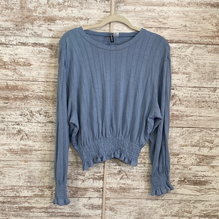 BLUE LONG SLEEVE TOP