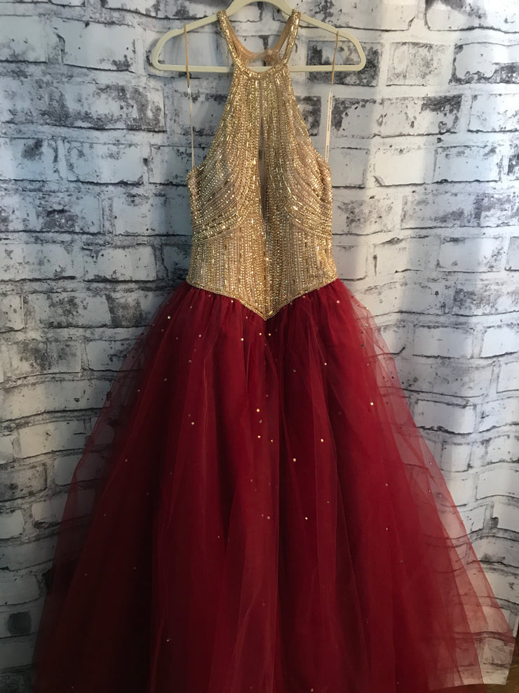 BURGUNDY/GOLD PRINCESS GOWN