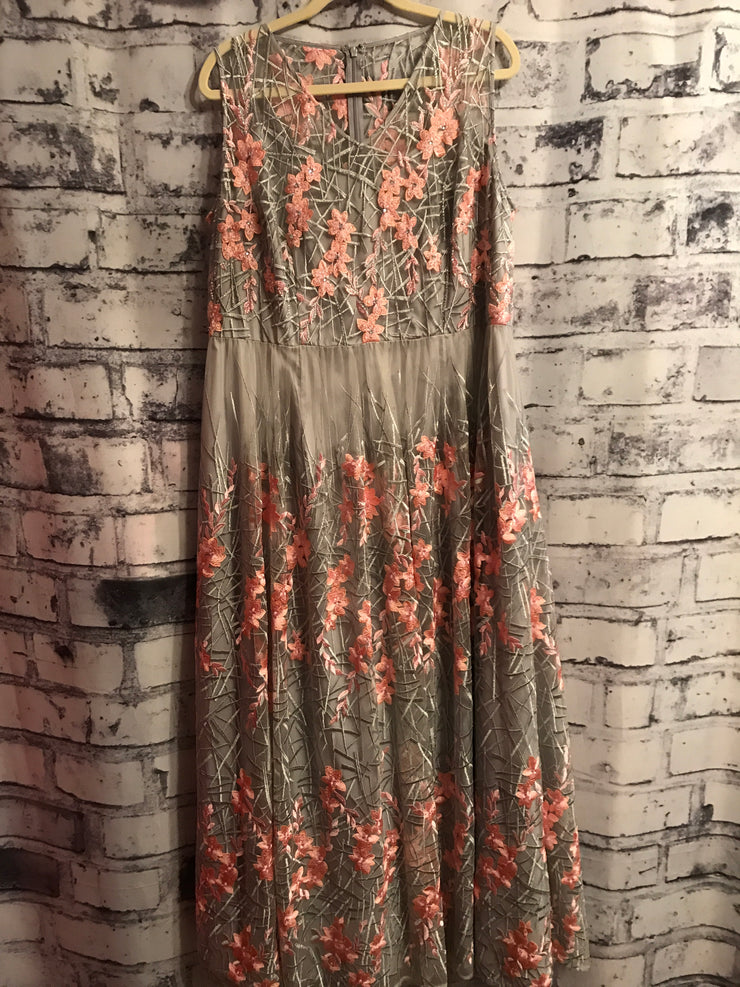 GRAY/FLORAL A LINE GOWN