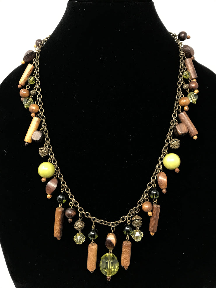BROWN/GREEN BEADED NECKLACE
