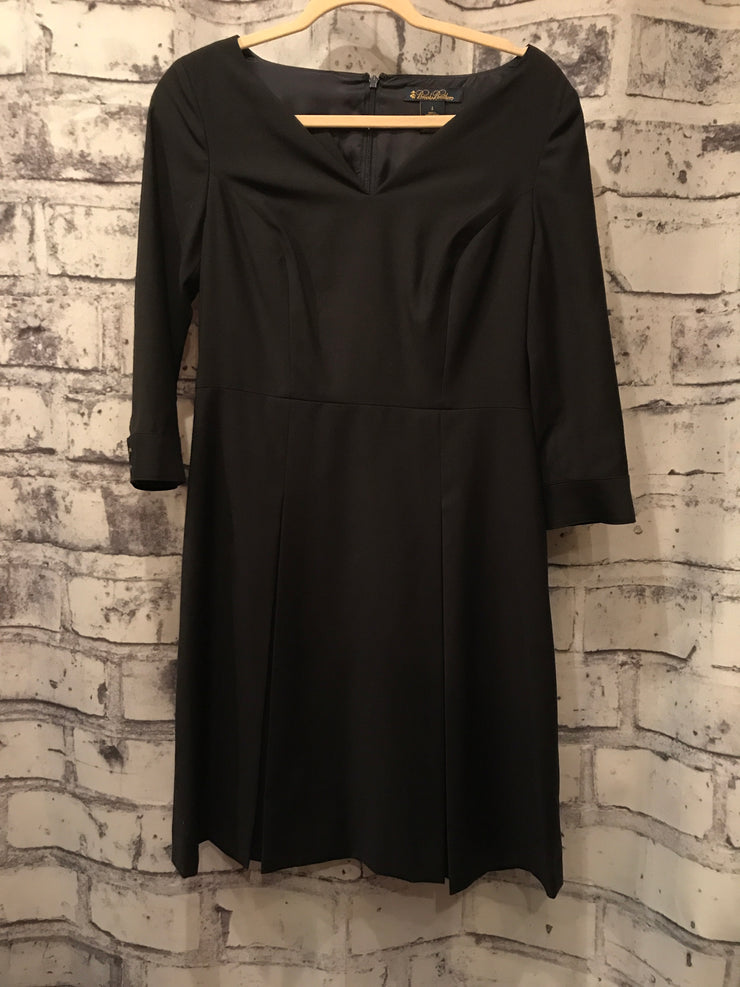 BLACK SHORT WOOL DRESS $198