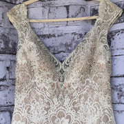 IVORY/WHITE WEDDING GOWN