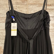 BLACK LONG EVENING GOWN (NEW)