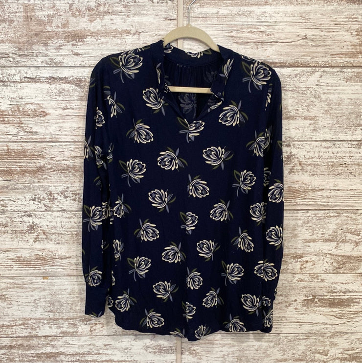 NAVY/FLORAL LONG SLEEVE TOP