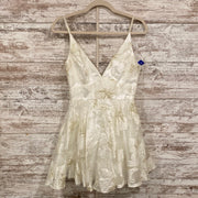 WHITE/GOLD SHORT DRESS (NEW)