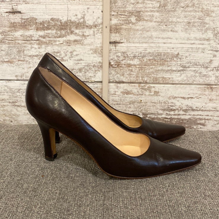 BROWN HEELS $695