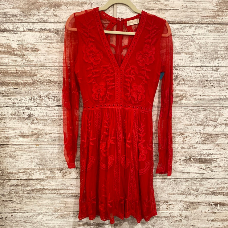RED LACE SHORT DRESS