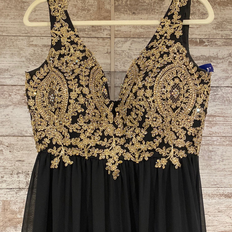 BLACK/GOLD LONG EVENING GOWN