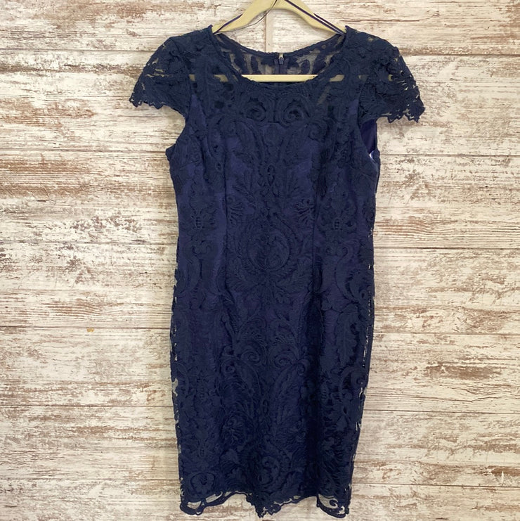 NAVY LACE SHORT DRESS