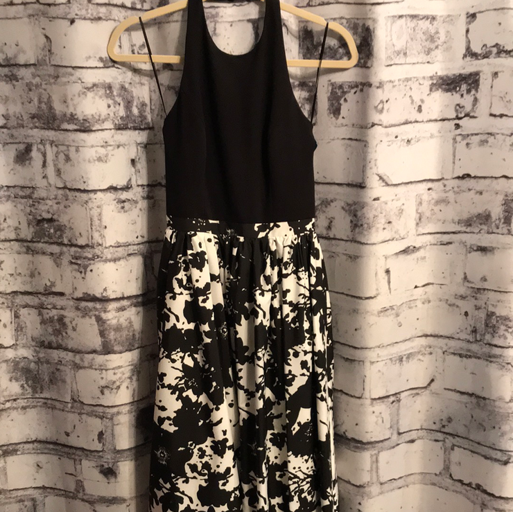 BLACK/FLORAL A LINE GOWN