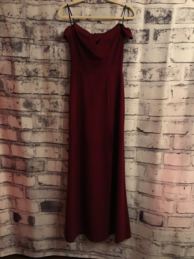 BURGUNDY LONG EVENING GOWN