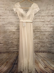 NEW- IVORY BRIDAL GOWN