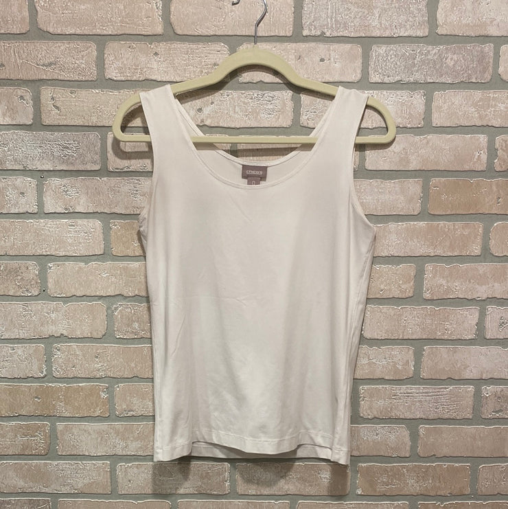 WHITE SLEEVELESS TOP