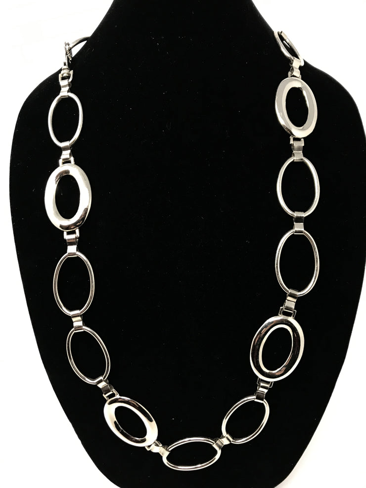 SILVER OVALS NECKLACE