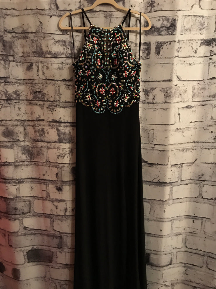 BLACK/BEADED LONG EVENING GOWN