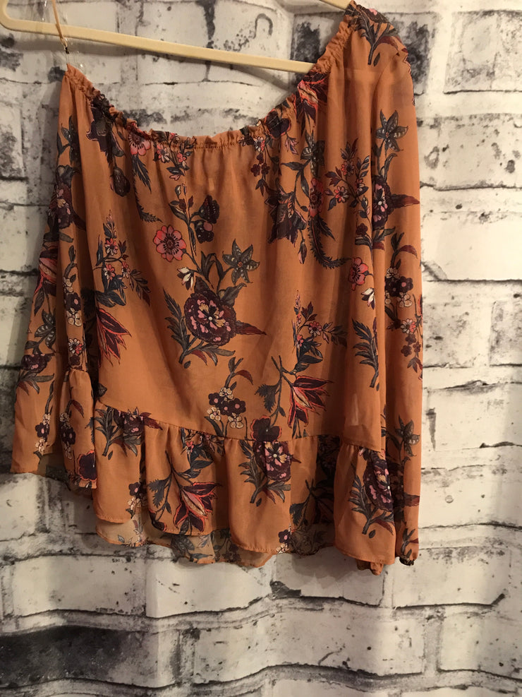 TAN FLORAL TOP (NEW)