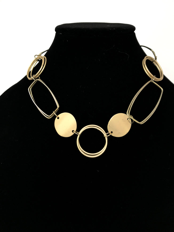 GOLD CIRCLE/RECTANGLE NECKLACE