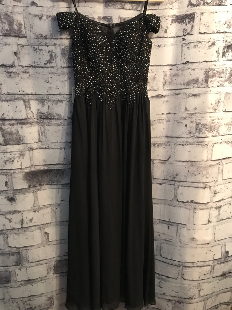 BLACK LONG EVENING GOWN (NEW)