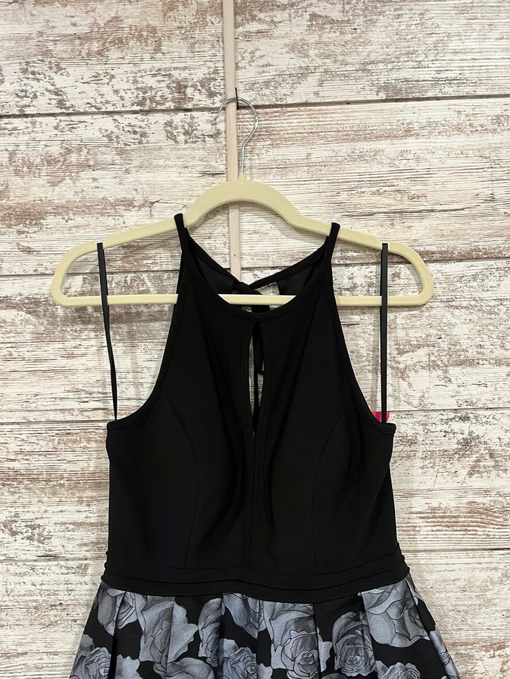 BLACK/BLUE FLORAL SHORT DRESS