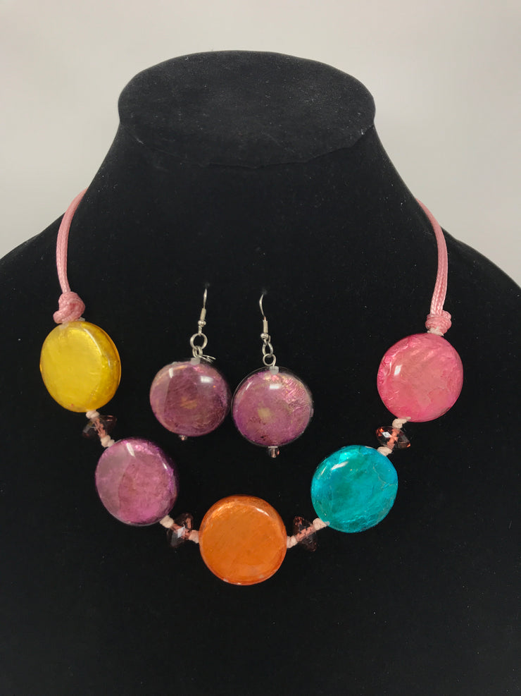COLORFUL CIRCLE CHARM NECKLACE