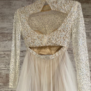 WHITE/TAN 2 PC. A LINE GOWN SE