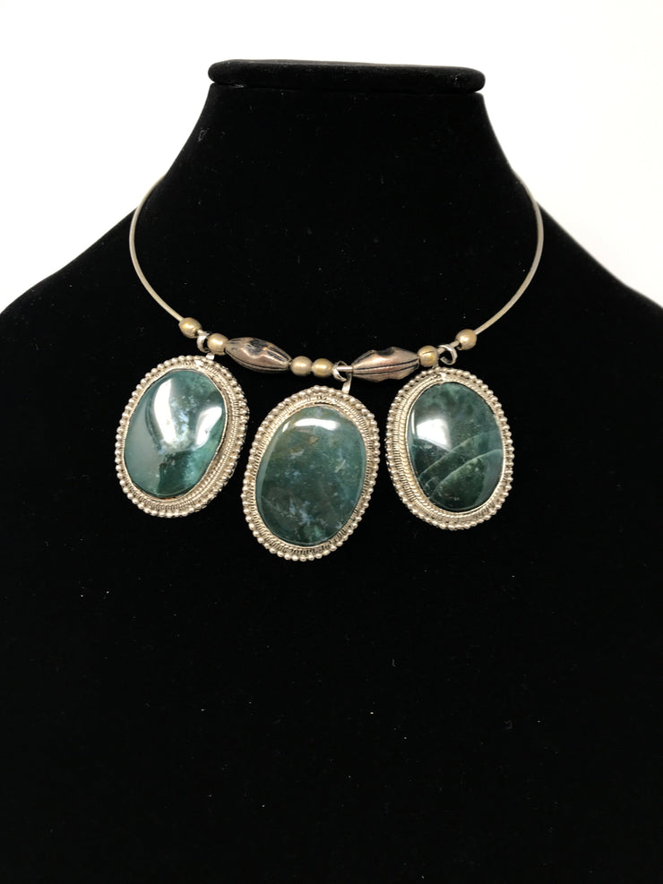 JADE GEM SILVER ROUND NECKLACE