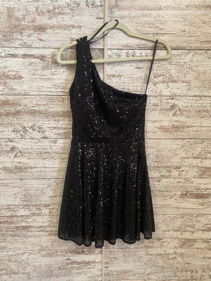 BLACK SPARKLY SHORT DRESS -NEW