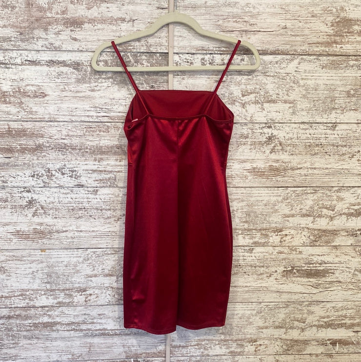 BURGUNDY SHORT DRESS