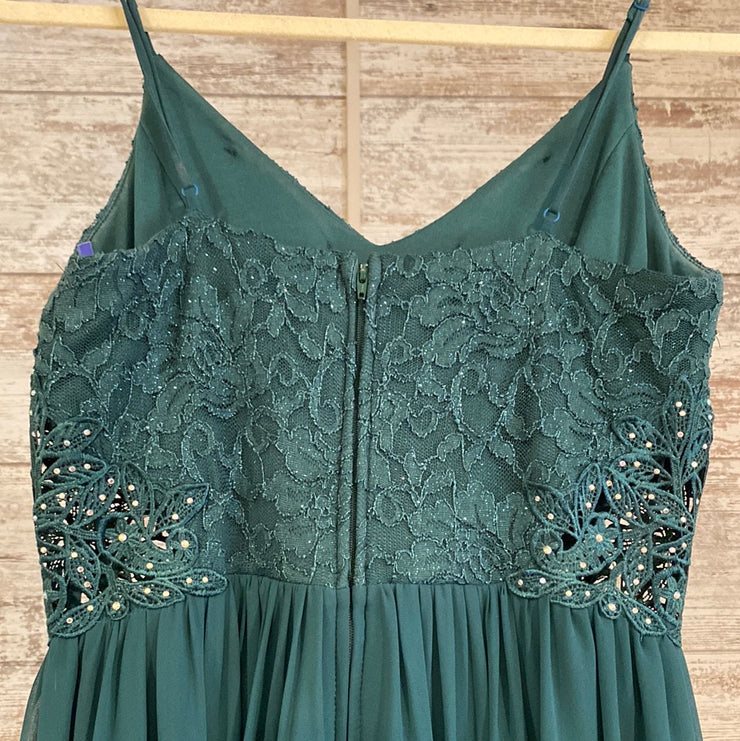 GREEN LONG EVENING GOWN