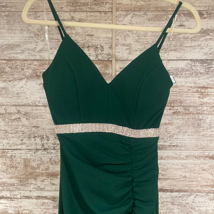 GREEN LONG EVENING GOWN