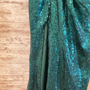 GREEN LONG EVENING GOWN