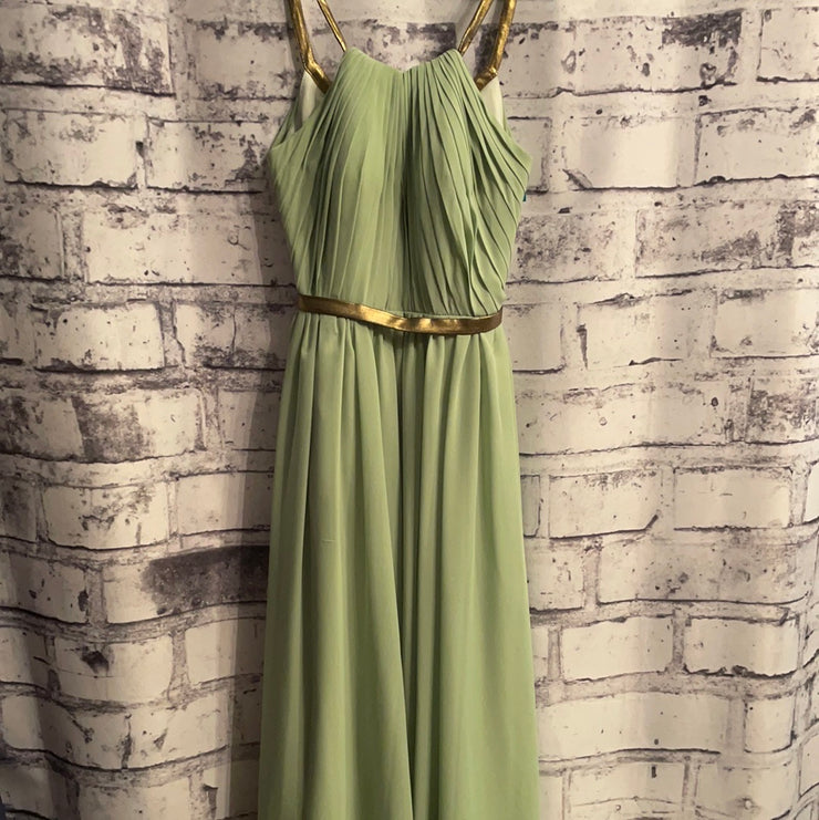 GREEN LONG EVENING GOWN