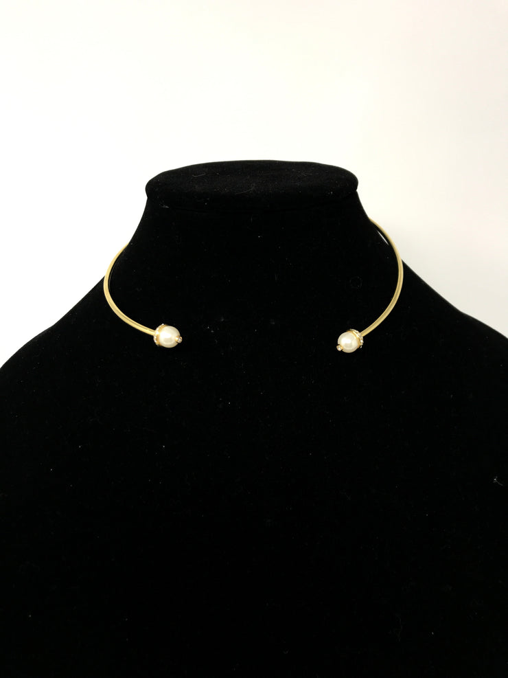 GOLD OPEN CIRCLE NECKLACE