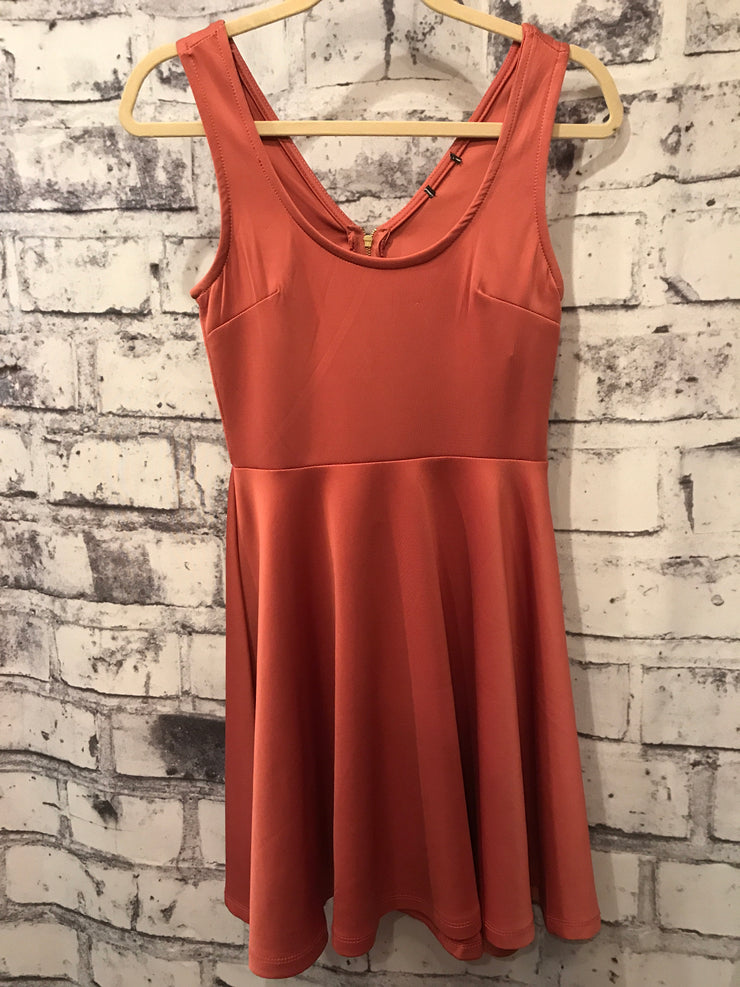 RUST COLORED SHORT DRESS